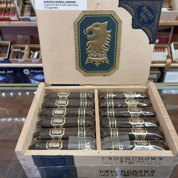 Drew Estate Undercrown Maduro Flying Pigs